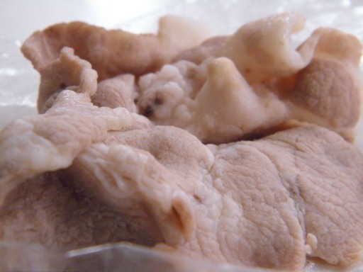 豚肉の色がおかしく 加熱するとかたい 肉 卵 商品q A コープこうべ 商品検査センター